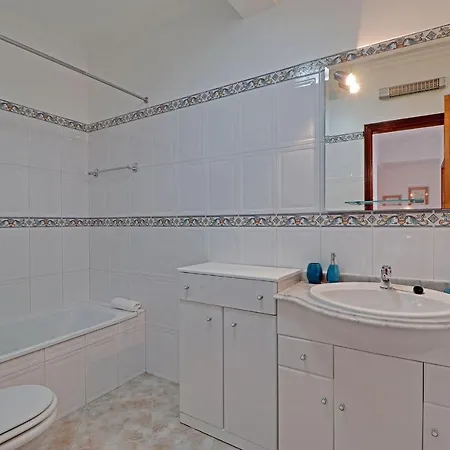 Classic With Pool By Homing Lägenhet Vilamoura