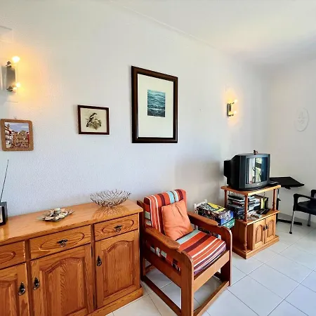Classic With Pool By Homing Apartment *