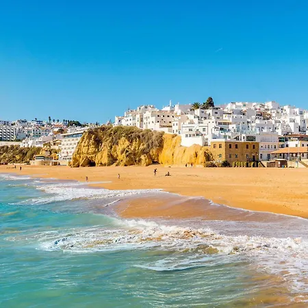 Apartment Classic With Pool By Homing Albufeira