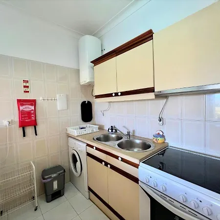 Classic With Pool By Homing Appartement *